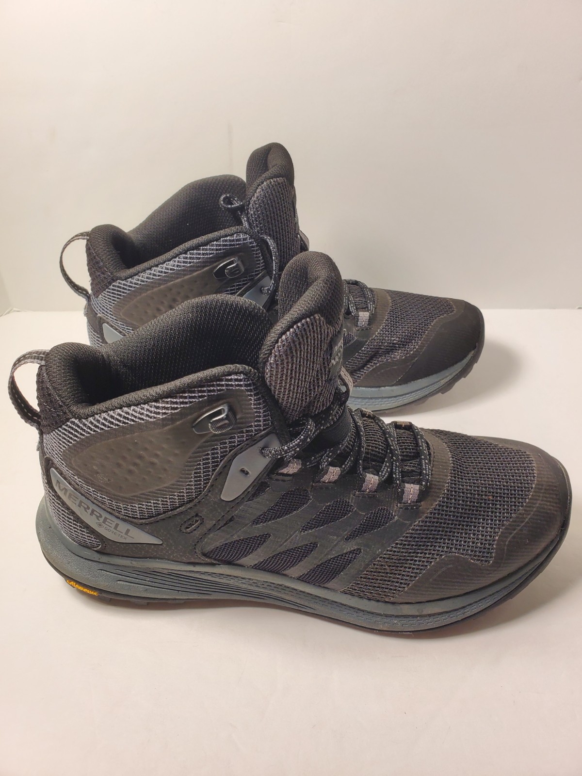 Scarpa Merrell uomo Nova 3 Mid trekking trail nera taglia 8 gore tex con suola Vibram