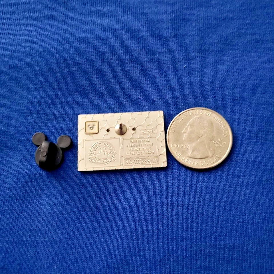 Prendedor Disney Scrooge McDuck Duck Tales TV Magical Mystery Series 31 2025 Foto 2 de 2