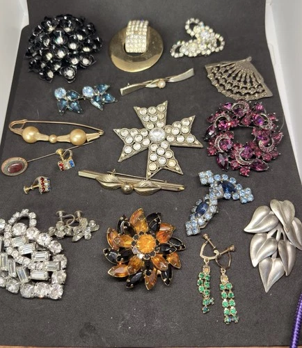 Vintage Costume Rhinestone Juliana Style Lisner Floral Pearl Brooch Jewelry Lot