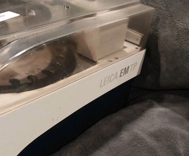 Procesador de tejidos automatizado Leica 709202 EM TP para preparación de muestras EM y LM Foto 2 de 4