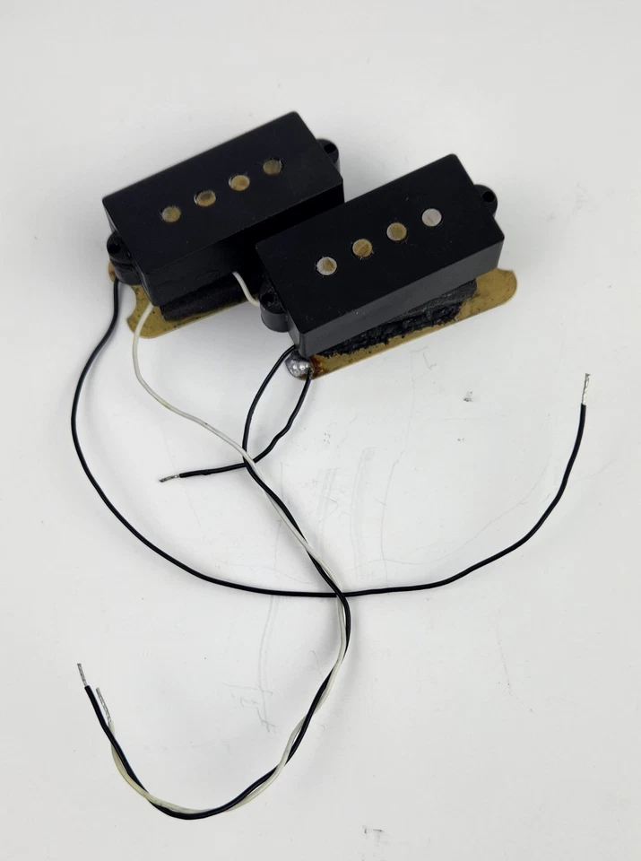 Fender Precision Bass USA 1975 Pastillas gris inferior Placa original de tierra 11.02 Foto 4 de 4