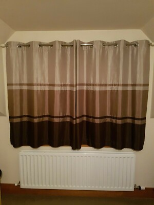 Next Vorhänge, Ösen, 53'' x 54'', Shinto Schokolade, 2 Paar, £30 für beide.