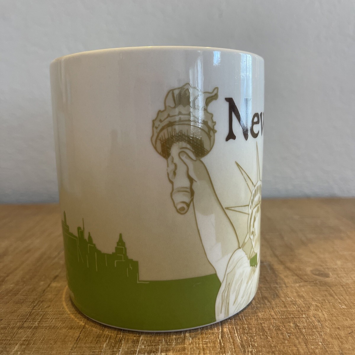Mugi36 Starbucks Coffee Cup Mug 2008 New Bone China 12 Oz Off White