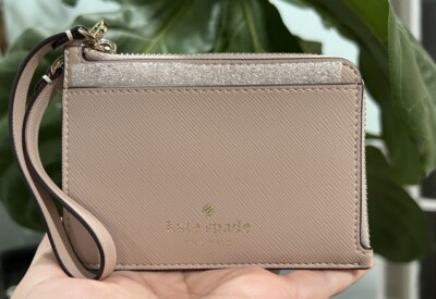 Brand New Kate Spade Schuyler Small Wristlet Card Holder  Warm Beige KE701