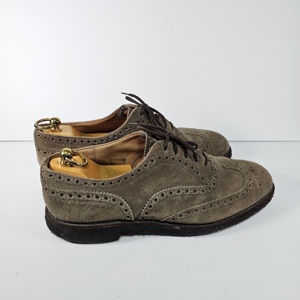 Church's Shoes Mens Size 10.5 D Suede Crepe Rubber Sole Church's Shoes Mens Size 10.5 D Suede Crepe Rubber Sole