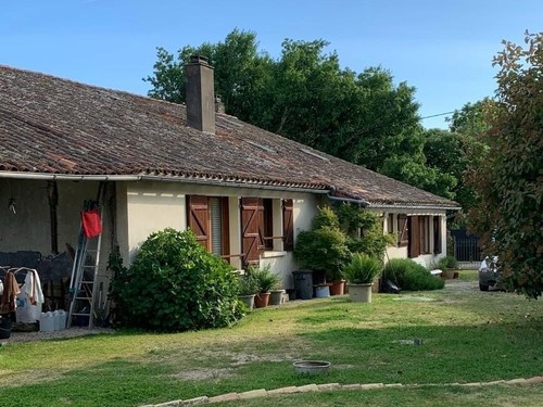 House for sale in France. 4 bed + 1 bed Gîte. Poitiers area. - Picture 4 of 14