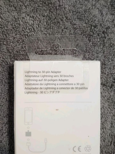 New Sealed Genuine Apple Lightning to 30-pin Adapter MD823ZM/A OEM - Picture 3 of 5