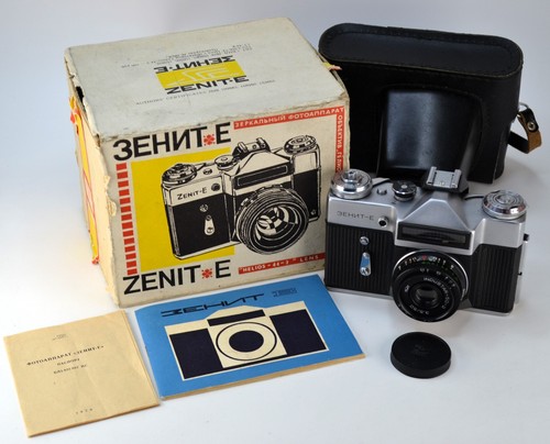 NEAR EXC! 1979 SOWJETISCHE UDSSR "ZENIT-E" SPIEGELREFLEXKAMERA + INDUSTAR-50-2 Objektiv, BOXED (2)
