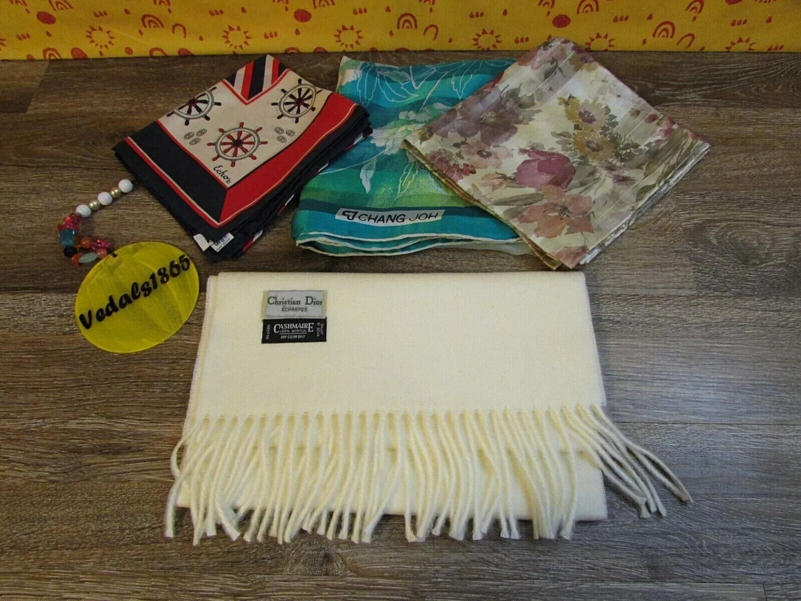 Foulards femmes vintage CHOIX DE : Echo, Chang Joh, sans marque, Christian Dior