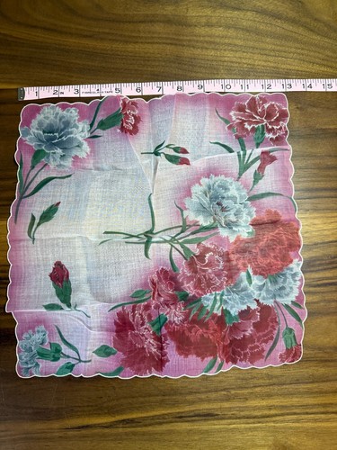 Novelty Ladies Hankie Lots - Silk, cotton blends, linen - Picture 9 of 81