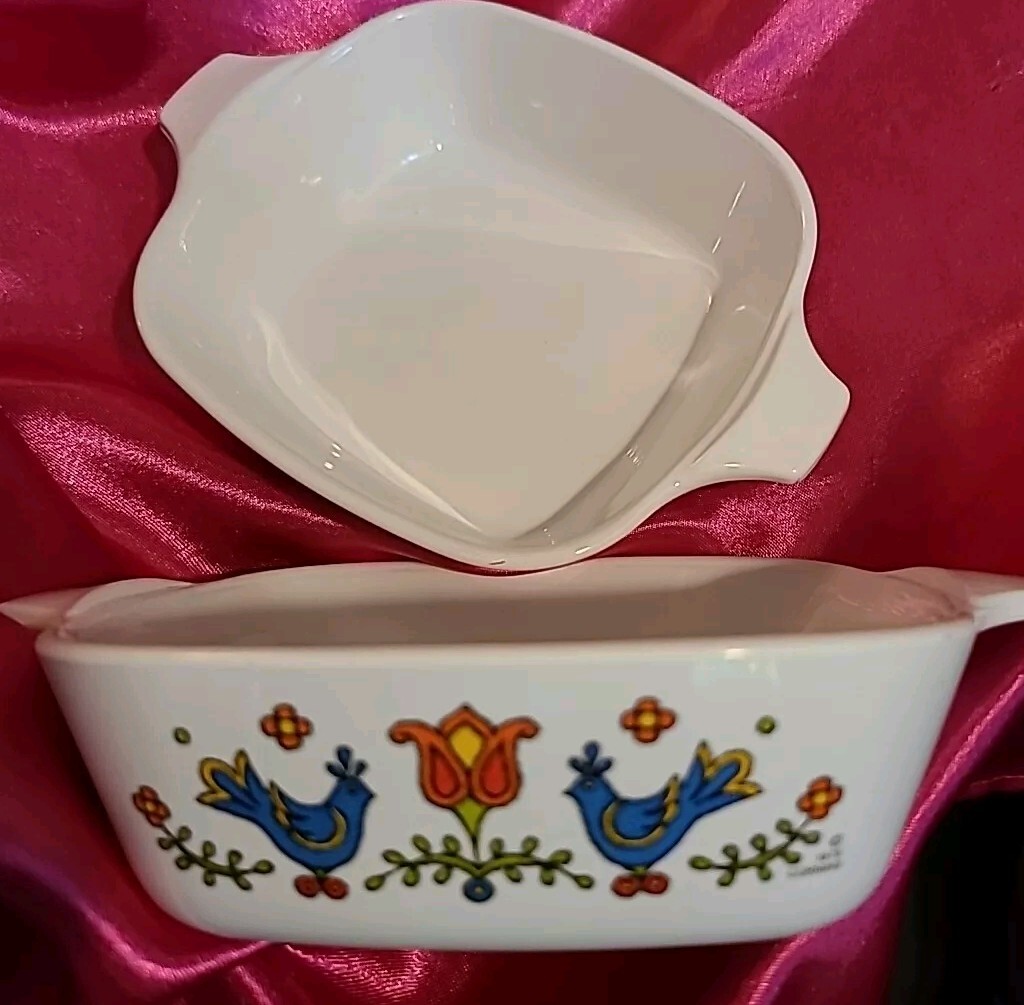 2 Corning Ware 5×5 Country Festival Chickens Cute Campy Baking