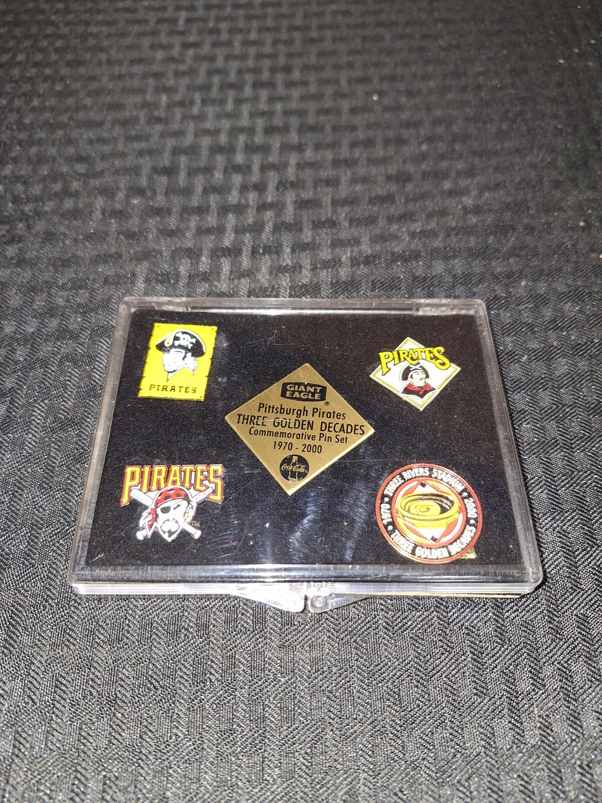 Picture 1 of 1