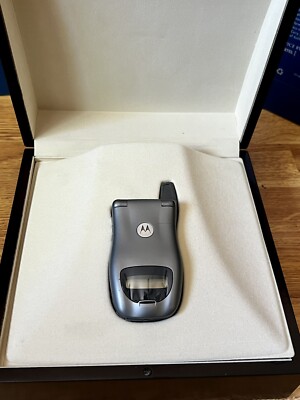 Pininfarina i833 Limited Edition Collectible Phone For Ferrari or