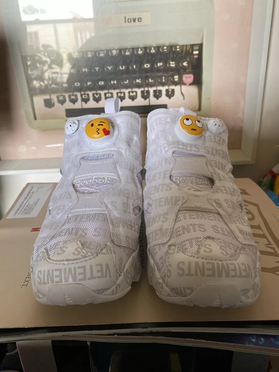 Size 4 VETEMENTS X REEBOK White INSTAPUMP FURY Emoji Sneakers RARE