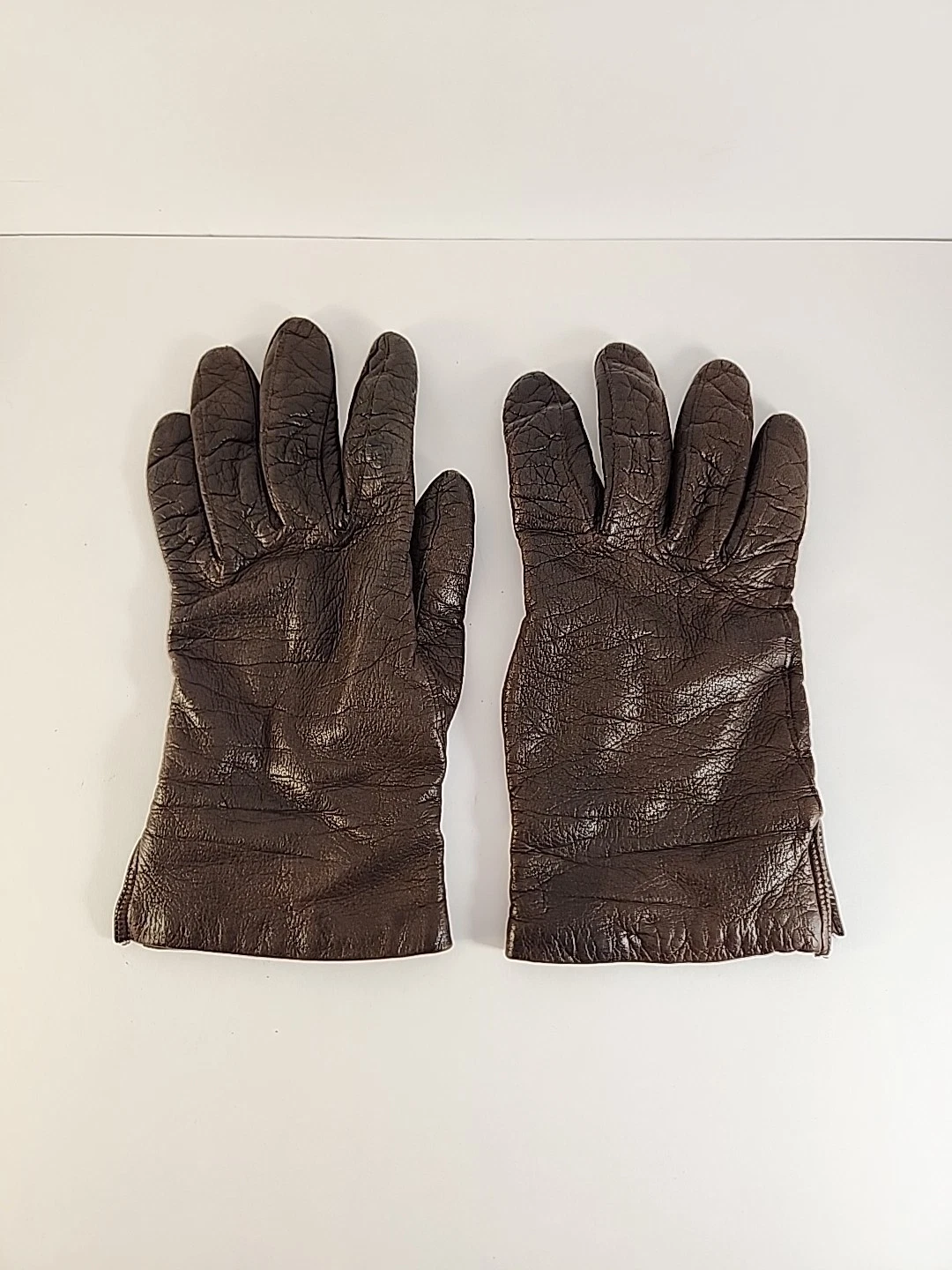 Vintage Size 7 Made in Italy Leather Gloves Choc Brown, Cashmere Lined, Elegant
Opens in a new windo