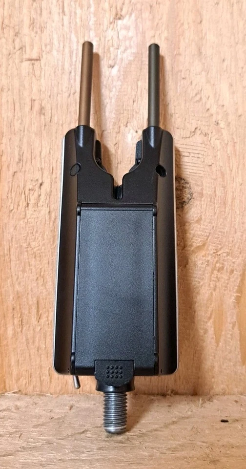 Quantum Radical Sensonic Bissanzeiger ROT / RED Funkbissanzeiger Karpfen Angeln - Bild 3 von 4