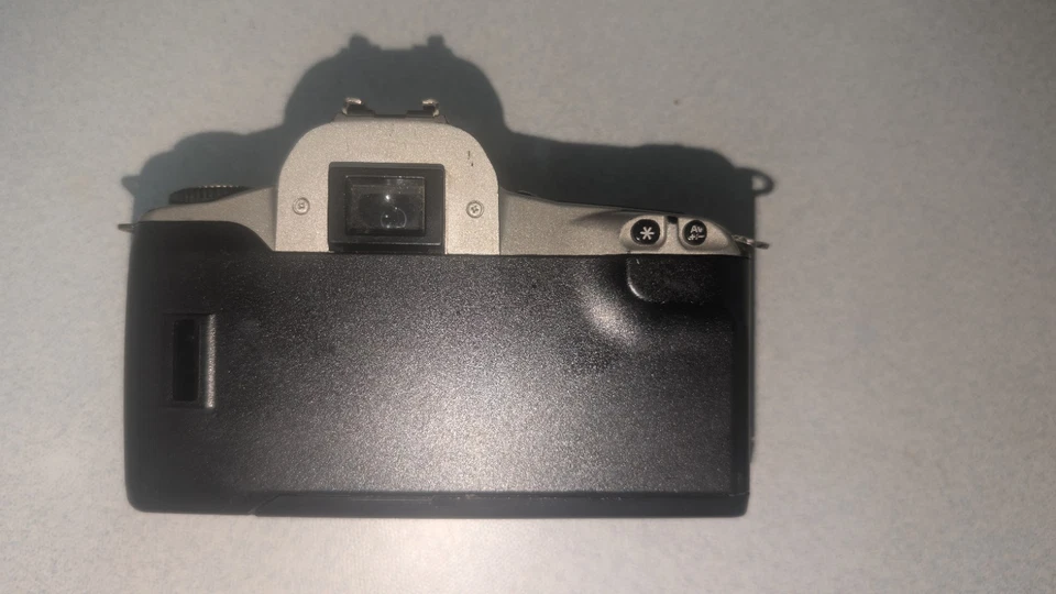 Canon EOS 300D DSLR Digital Camera Body Tested Working - image 2 of 2