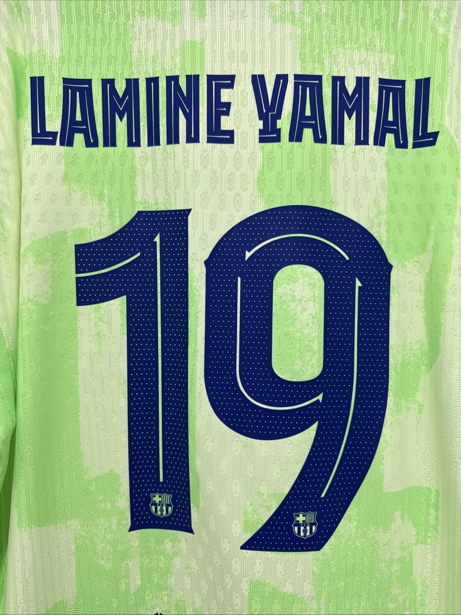 Lamine Yamal #19 Mens LARGE Nike Authentic FC Barcelona