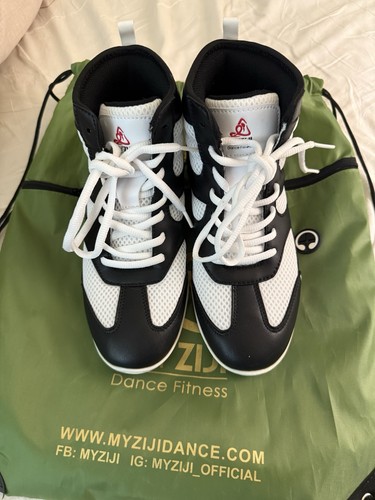 Myziji Dance Shoes Sneakers Size 6.5 Black And White - Excellent