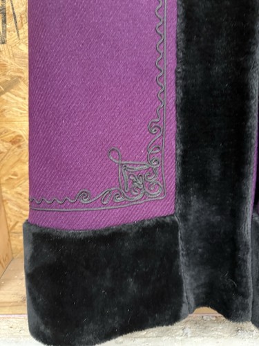 Vintage Union Made Purple Winter Over Coat With Black Faux Fur Trim And Hood - Picture 14 of 24
