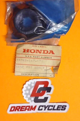 NOS Honda NA50 NC50 Front Reflector Base 33743-147-670 NOS OEM