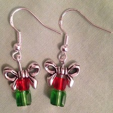 CHRISTMAS PRESENT EARRINGS - Crystal Beads with Pewter Bow, SS Ear Wires GIFT 4