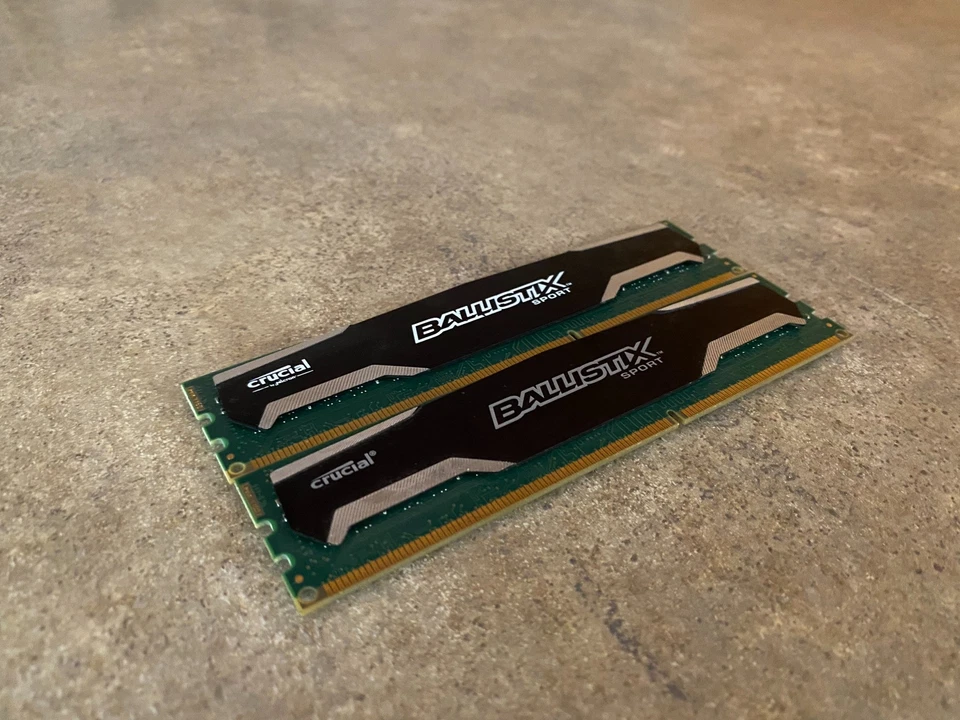 BLS4G3D1609DS1S00 CRUCIAL BALLISTICK (4GB X 2) DDR3-1600MHZ NON-ECC C4-9(3) - Image 3 of 4