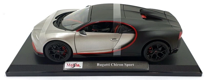 Maisto 1/18 Scale Diecast 46629 - Bugatti Chiron - Silver - Image 3 of 4