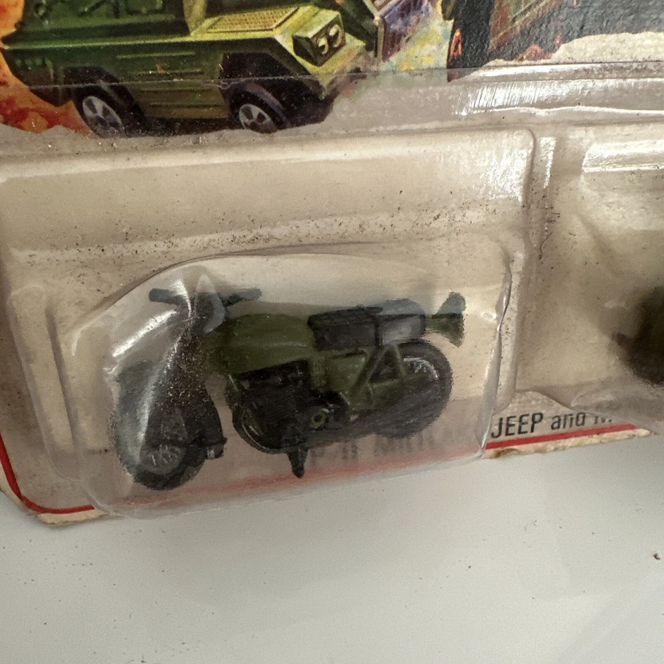 Matchbox TP-11 Military Jeep And Motor Cycle Two Pack  - Image 2 of 4