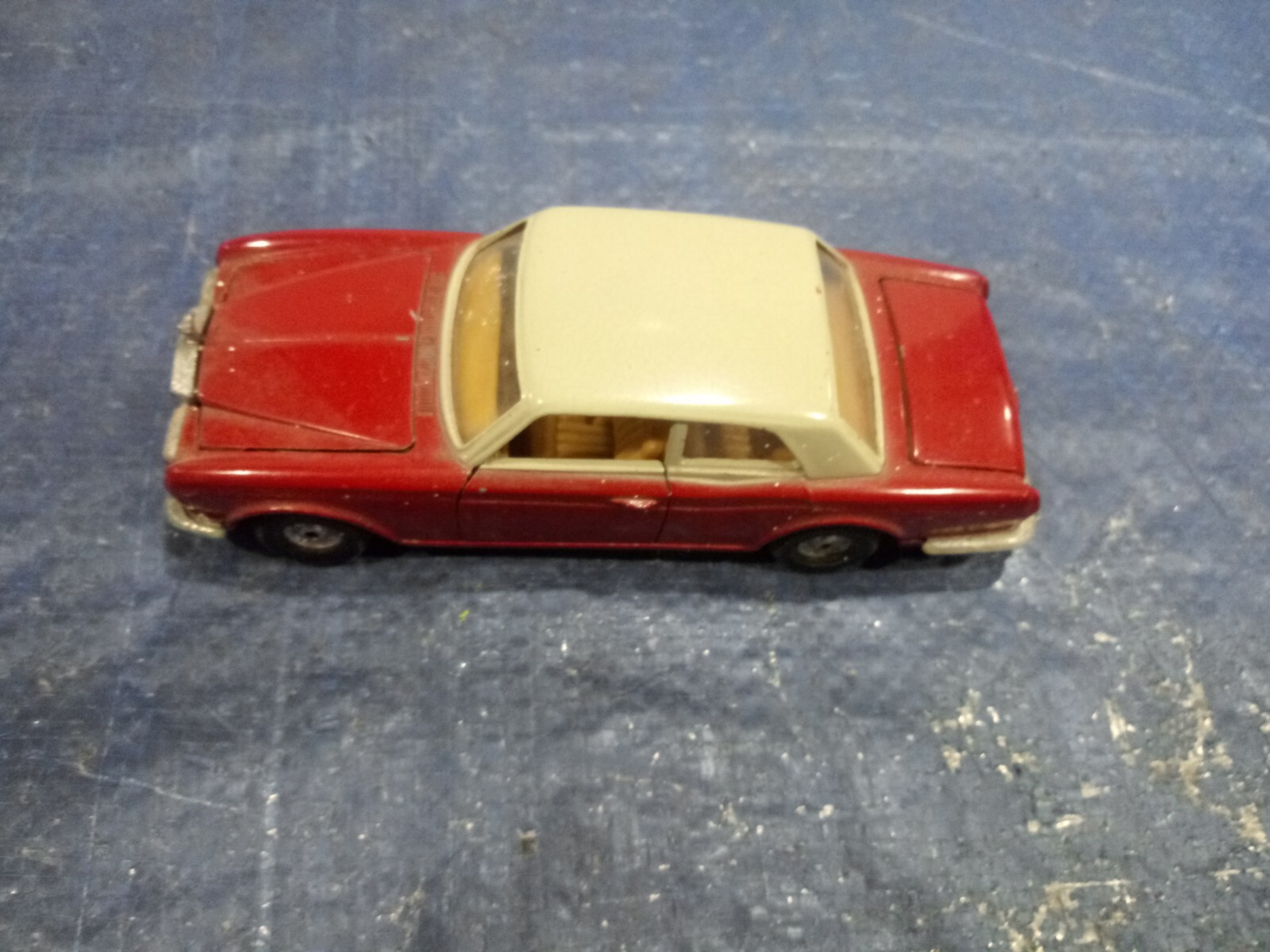Picture 2 of 5