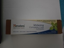 Botanique by Himalaya Whitening Complete Care Toothpaste, Peppermint,5.29 Oz