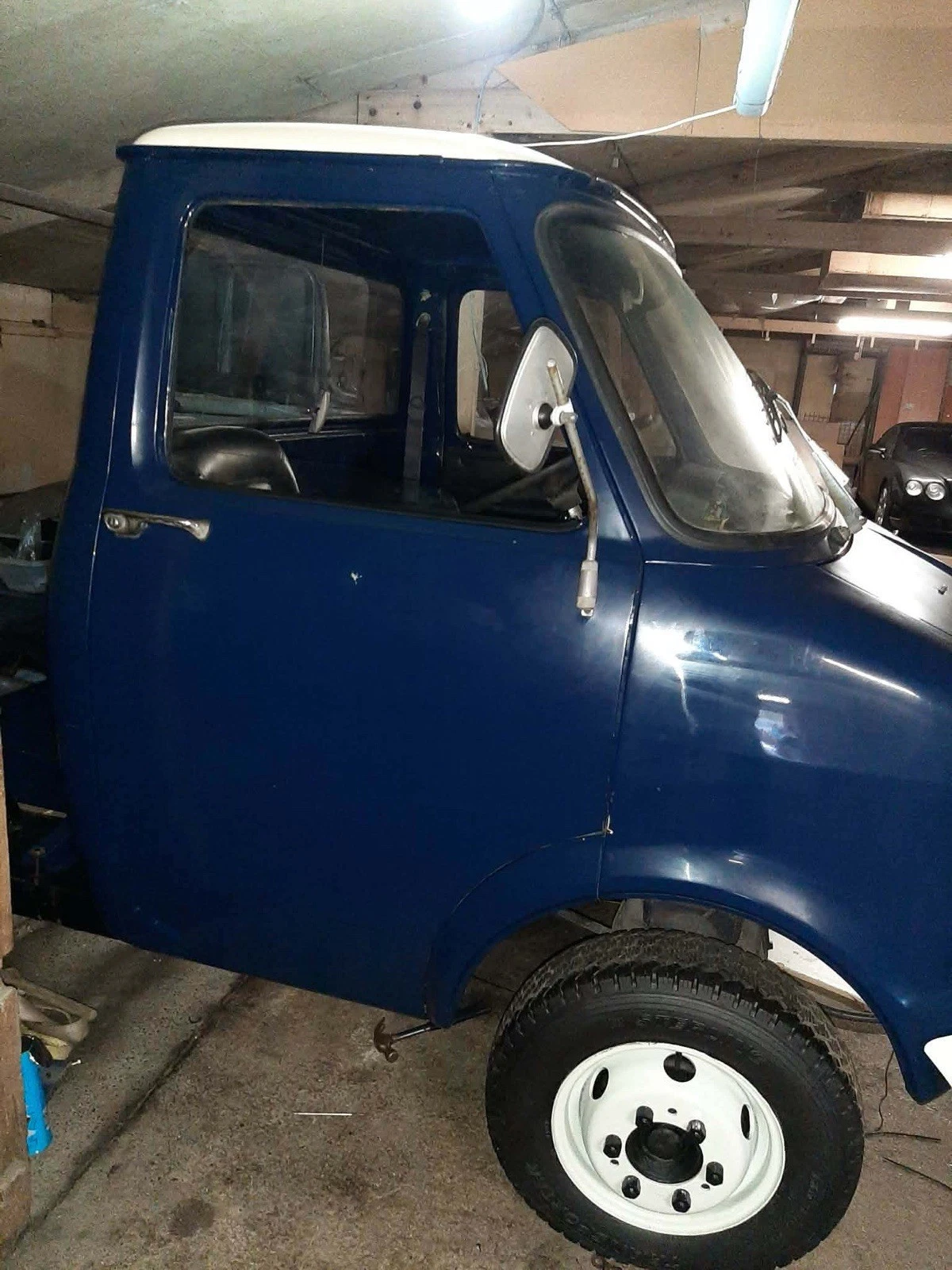 Bedford Cf Truck - Picture 1 of 4