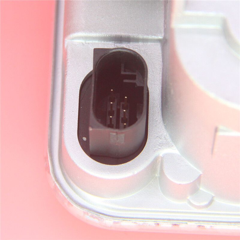 Foto 11 di 12