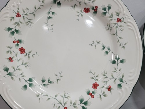 Pfaltzgraff Winterberry Holly Christmas Holiday Dinnerware - PICK - Picture 9 of 11