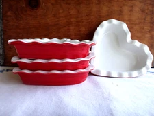4~Crate&Barrel 6" Red & White Ruffled Heart Baker/Ramekin Dishes