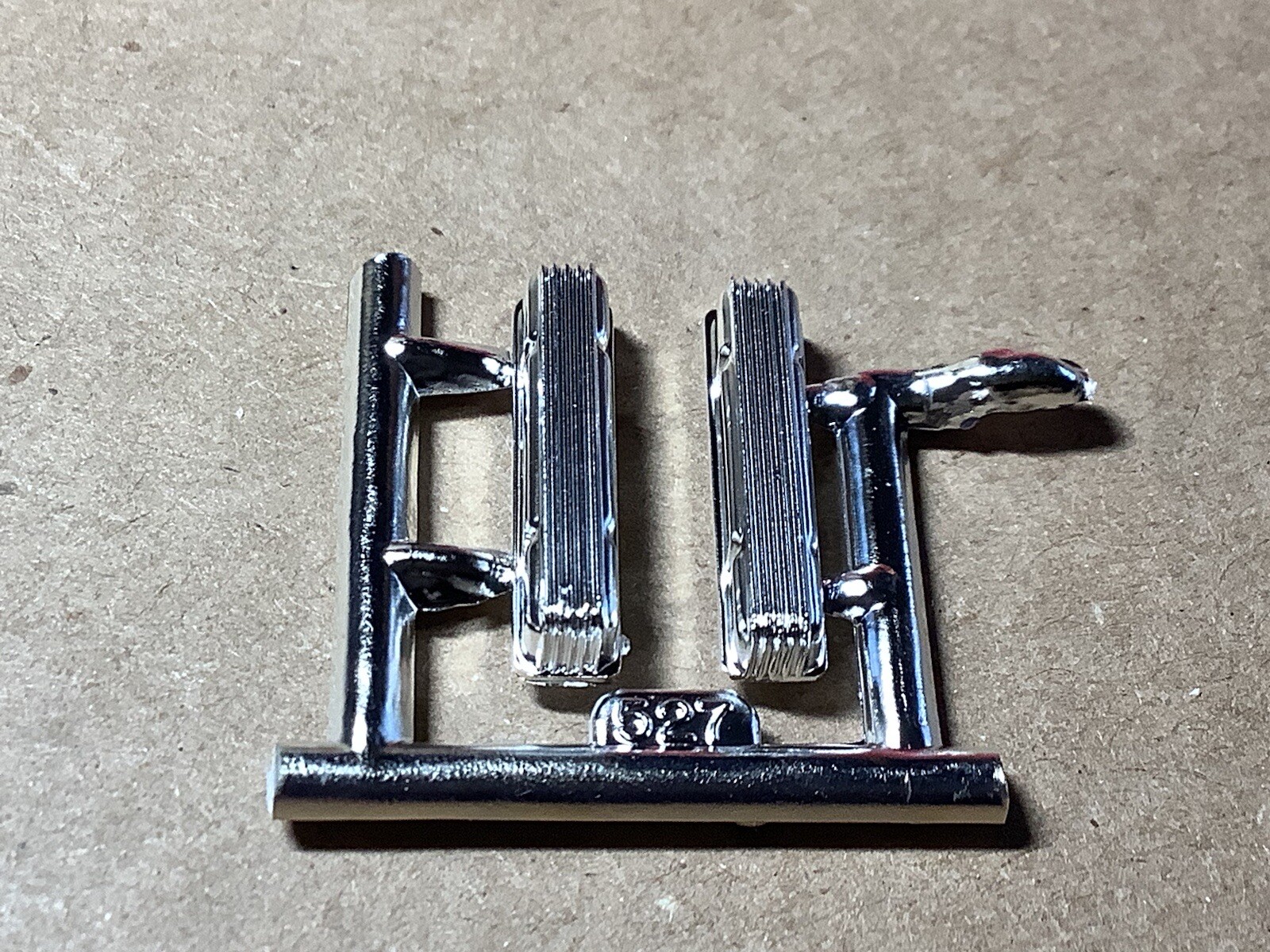 1 25 scale model parts 55 Corvette Valve Covers No Box