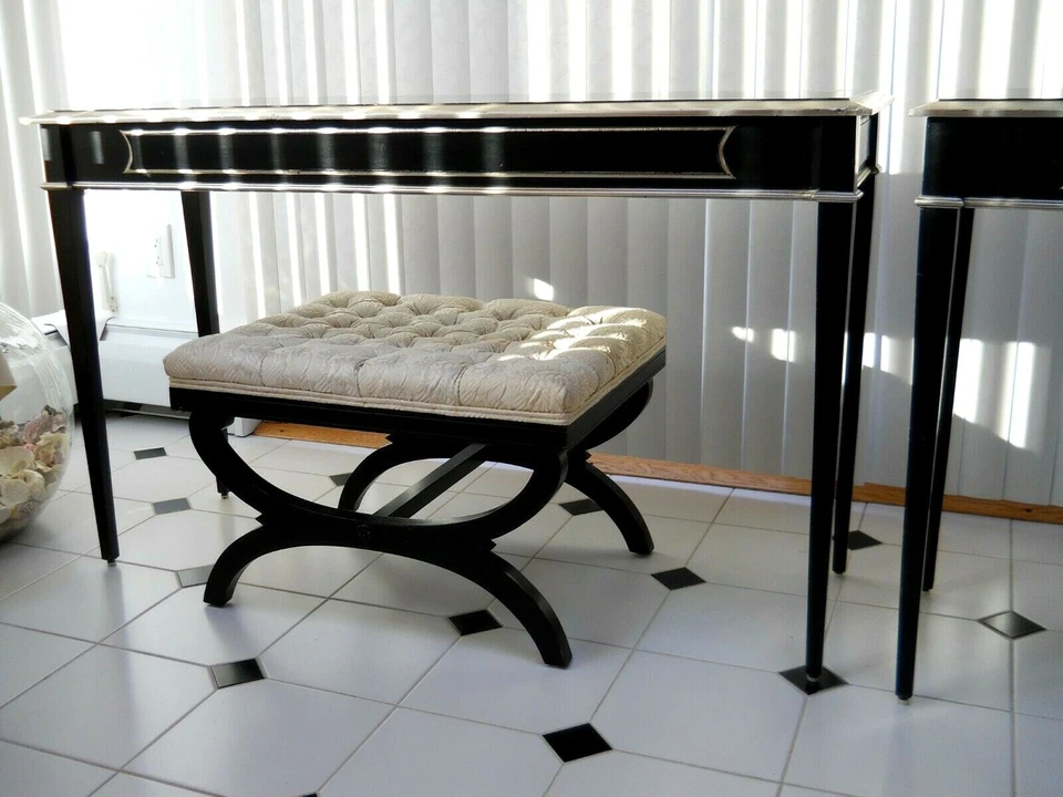 Par de consolas de laca dorada negra y plateada con bancos Curule Gio Ponti Foto 3 de 4