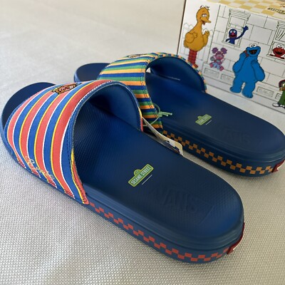 RARE VANS X SESAME STREET ERNIE AND BERT SLIDES Blue Men display picture 3
