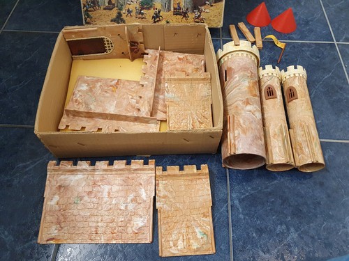 Castillo 2000 España 1:32 CASTILLO MEDIEVAL CABALLERO Plástico ¡Tamaño Grande! Casi nuevo en caja 68 Exin - Imagen 4 de 10