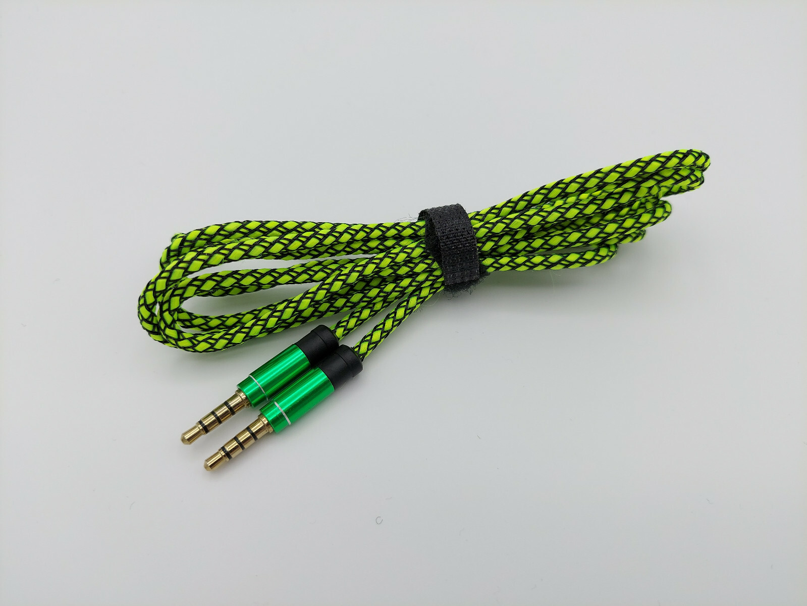 Thumbnail - 1,5m Aux Kabel 3,5mm Auf Klinken Stecker Für Auto Iphone Mp3 Handy Pc