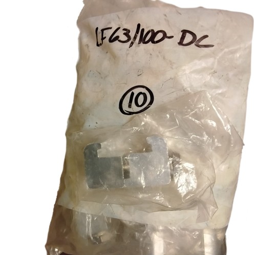 ISO63 ISO100 ISOK 63/100 Abrazaderas de brida de alto vacío de doble garra nuevas en bolsa (x10) - Imagen 1 de 2