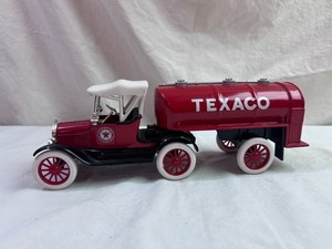 METAL DIE CAST TEXACO COIN BANK