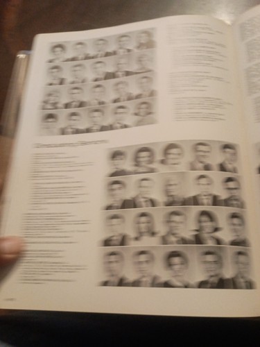 1968 Cactus Yearbook-University of Texas-Unsigned-Farrah Fawcett-Navy Sweetheart - Picture 20 of 23