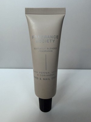 M&S Fragrance Society Black Pepper Vetiver & Coriander Hand- & Nagelcreme. Neu