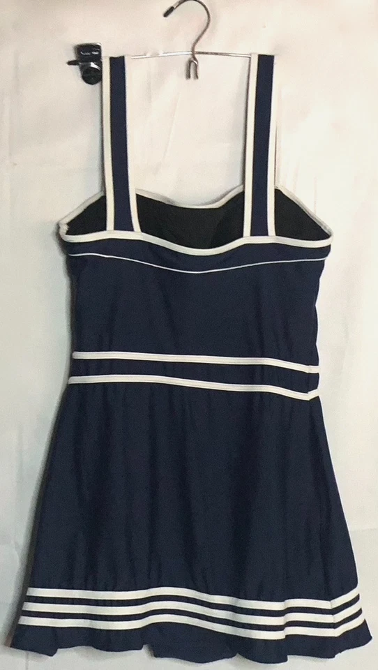 Vestido de banho feminino Shore Shapes azul marinho com listras brancas tamanho 16 - Imagem 3 de 4
