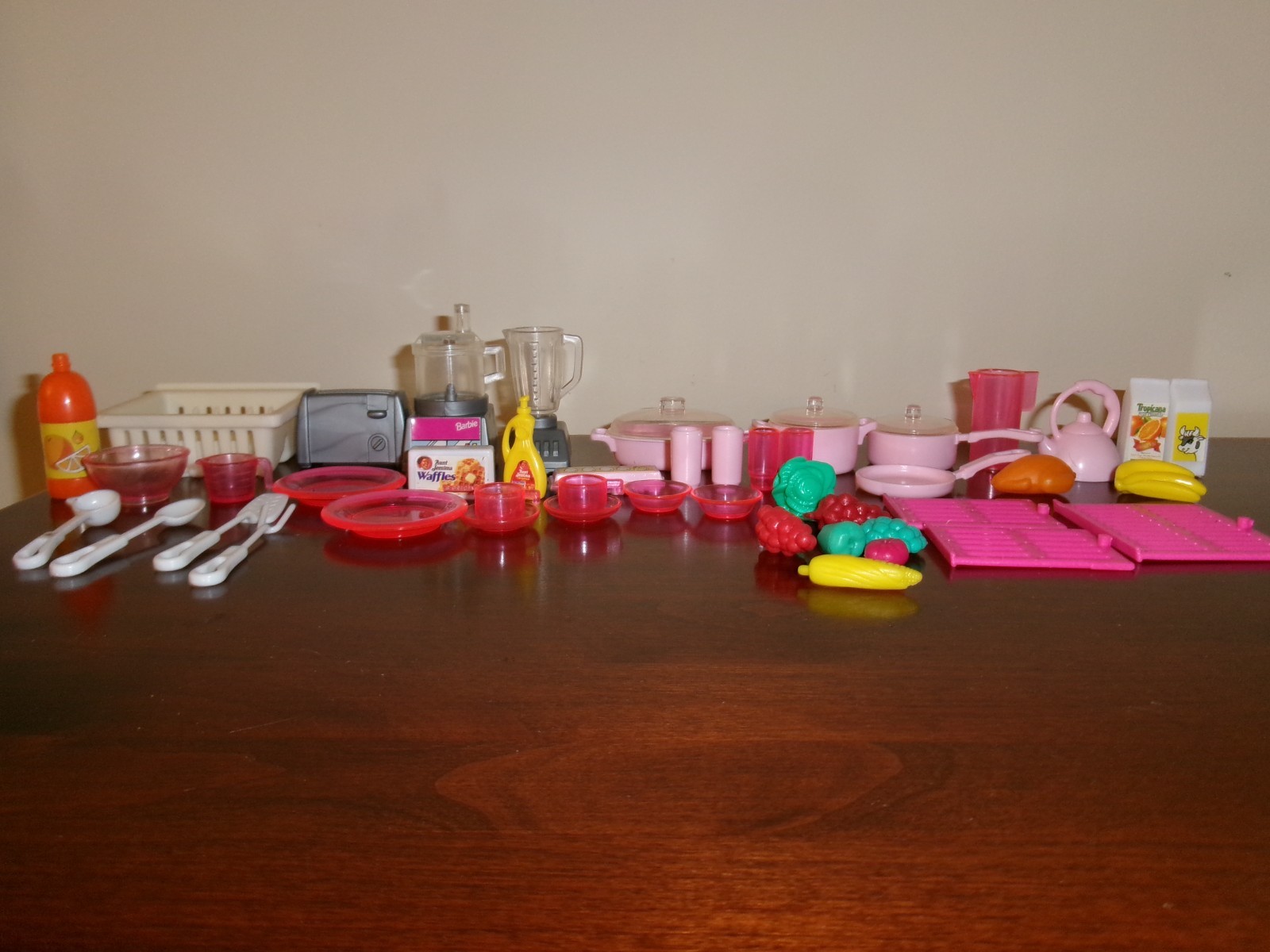 Barbie 50 pc So Much To Do Kitchen Accessories Food Dishes Racks Pots Pans 67158