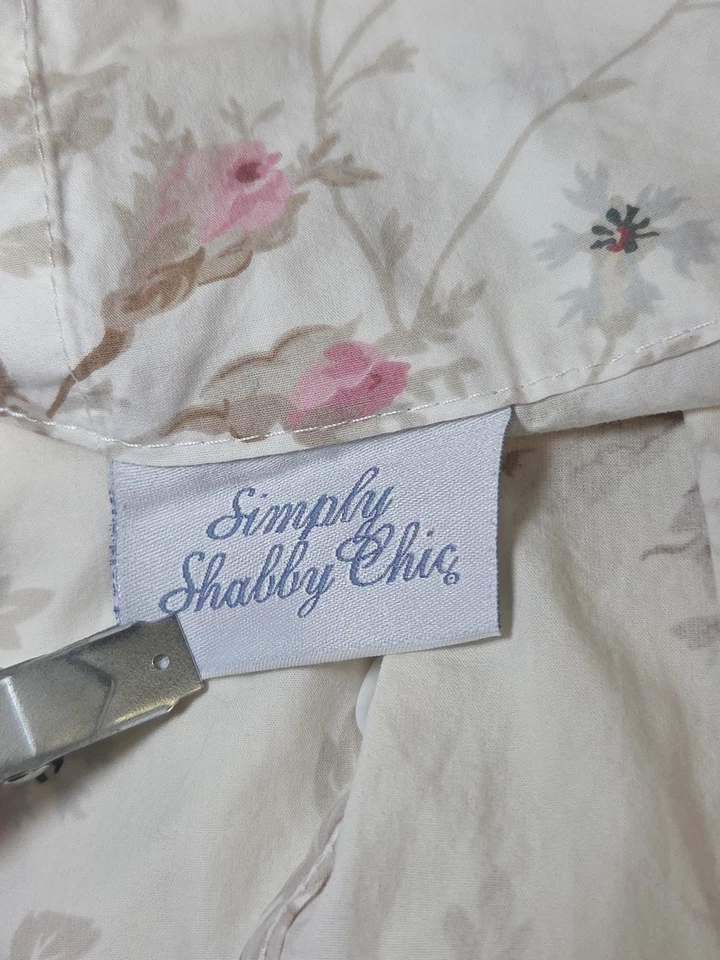 Juego de 2 cortinas de cenefa de sombra romana con globo Simply Shabby Chic rosas blancas Foto 3 de 4