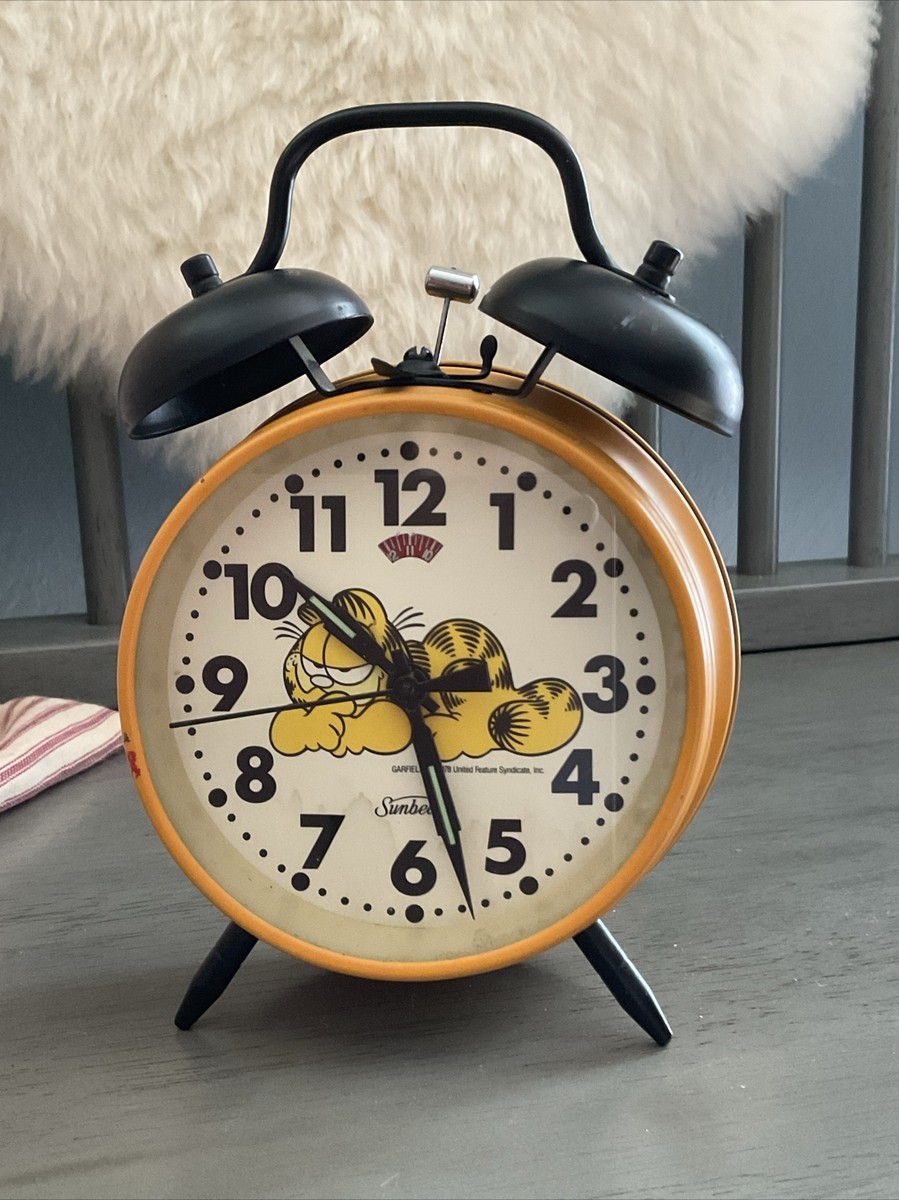 Vintage Garfield Metal Windup Alarm Clock Sunbeam 1978 Orange Cat