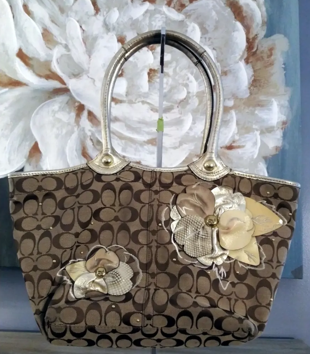 Coach Bleecker Brown Signature C Canvas Tote w/Floral Applique