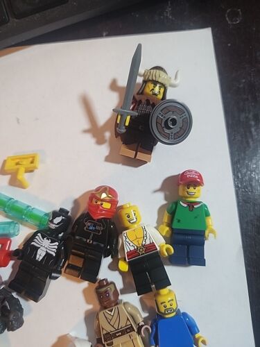 lote de figuras lego algunas raras difíciles de encontrar - Imagen 3 de 8